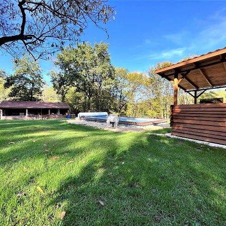 Chez Pascaline Bed & Breakfast Sarliac-sur-l'Isle ภายนอก รูปภาพ