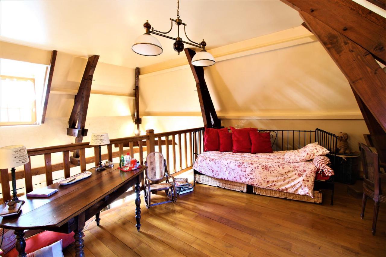Chez Pascaline Bed & Breakfast Sarliac-sur-l'Isle ภายนอก รูปภาพ