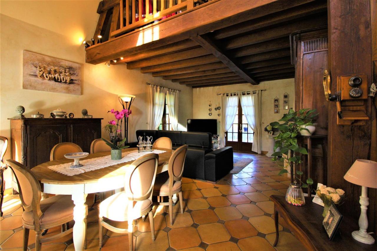 Chez Pascaline Bed & Breakfast Sarliac-sur-l'Isle ภายนอก รูปภาพ