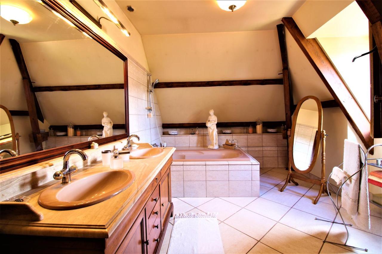 Chez Pascaline Bed & Breakfast Sarliac-sur-l'Isle ภายนอก รูปภาพ