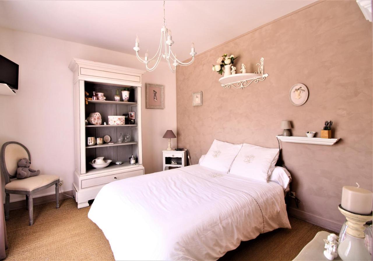Chez Pascaline Bed & Breakfast Sarliac-sur-l'Isle ภายนอก รูปภาพ