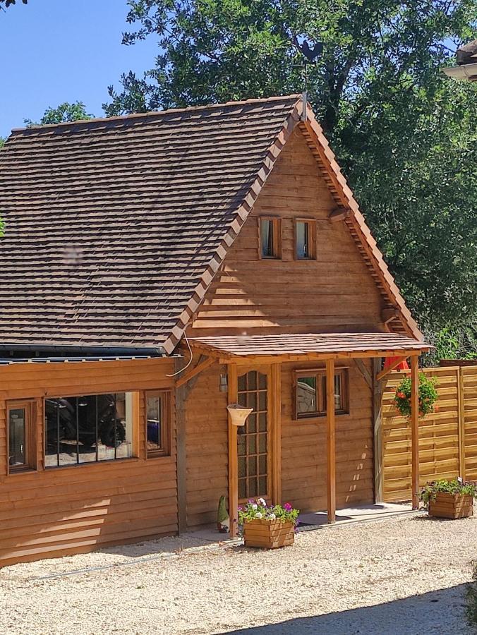 Chez Pascaline Bed & Breakfast Sarliac-sur-l'Isle ภายนอก รูปภาพ